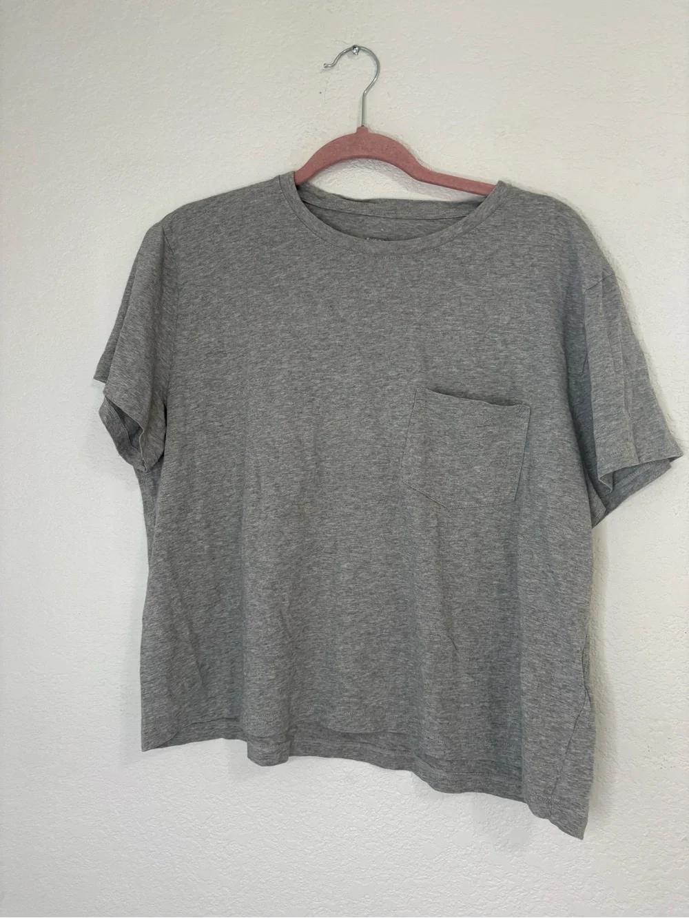 Everlane Boxy Pocket T-Shirt - Gray - Picture 2 of 7
